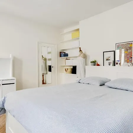 Apartment Charming Apt Close To The Place De La Republique