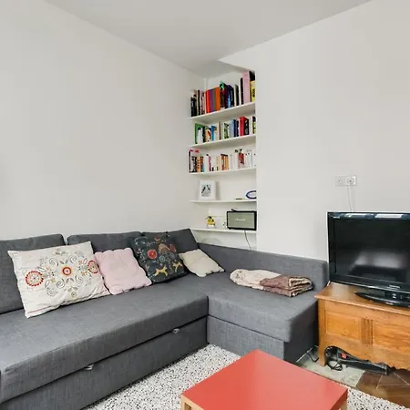 Charming Apt Close To The Place De La Republique Apartment Paris